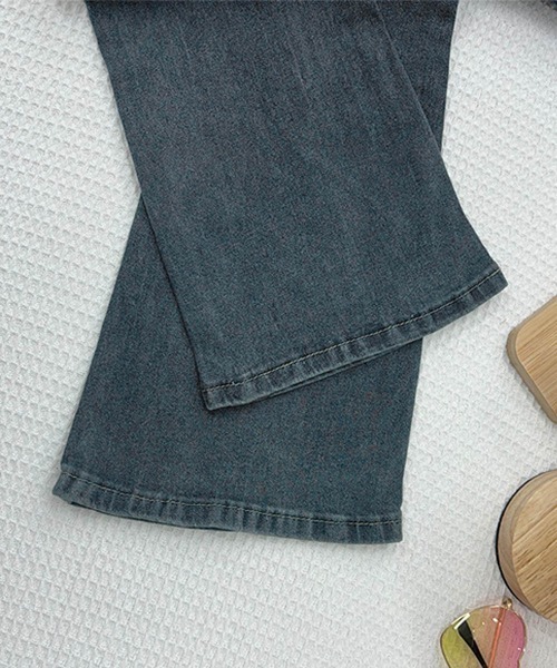 Miniministore(ミニミニストア)の「セミフレアデニムパンツ 美脚デニムパンツ(デニムパンツ・レディース・インディゴブルー/ブラック/チャコールグレー・S/L/XL/M)」の21枚目の写真