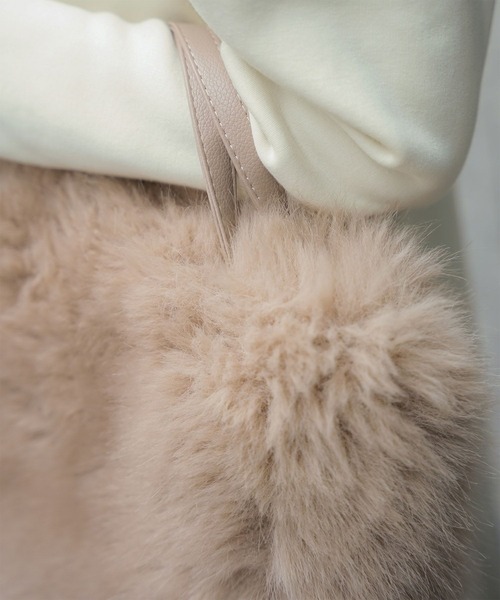 HUIT bouquet(ユイット)の「セレクト エコファー バッグ HUIT(トートバッグ・レディース・ブラック/キャメル/ブルーグレー/ベージュ・フリー)」の5枚目の写真