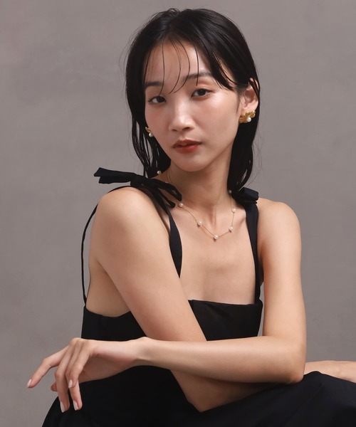 LHME(エルエイチエムイー)の「【WEB限定】“MELLOW”ボリュームフラワーパールピアス/サージカルステンレス(金属アレルギー対応)【LHME / エルエイチエムイー】(ピアス(両耳用)・レディース・ゴールド・ONE SIZE)」の11枚目の写真
