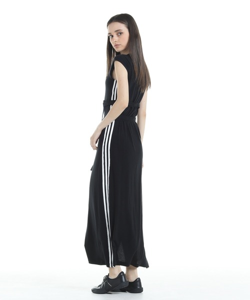 Y-3(ワイスリー)の「W TNC 3 STRP DR(ワンピース・レディース・ブラック・XX-SMALL/MEDIUM/SMALL/X-SMALL/LARGE)」の6枚目の写真