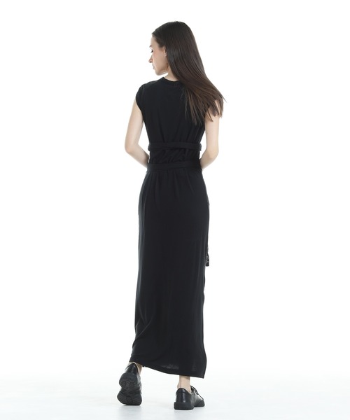 Y-3(ワイスリー)の「W TNC 3 STRP DR(ワンピース・レディース・ブラック・XX-SMALL/MEDIUM/SMALL/X-SMALL/LARGE)」の7枚目の写真