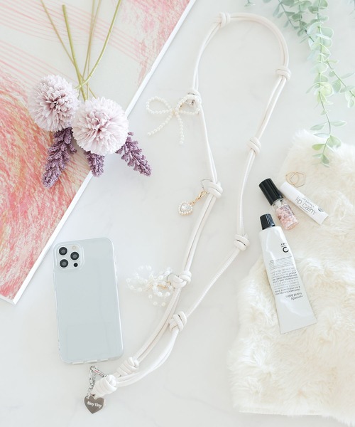 tiny tiny（ティニーティニー）の「カスタムPUショルダーストラップ[tiny tiny(ティニーティニー)]（スマホグッズ・レディース・グレー/アイボリー・0）」の2枚目の写真
