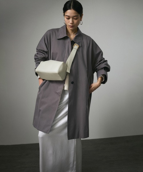 SALON adam et rope'（サロン アダム エ ロペ）の「2WAYテントラインステンカラートレンチコート/ショートコート（ステンカラーコート・レディース・ベージュ/グレー・FREE）」の7枚目の写真