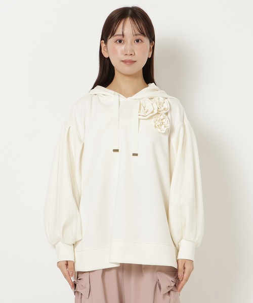 Rose Tiara（ローズティアラ）の「オーバーサイズパーカー（パーカー・レディース・オフホワイト/ネイビー/ピンク・46/42/38）」の6枚目の写真