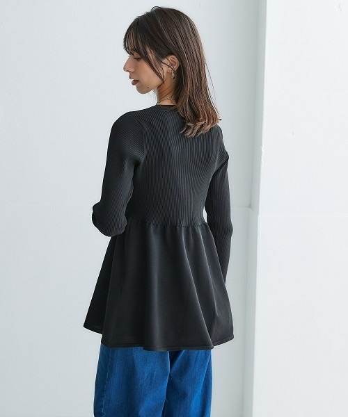 nissen(ニッセン)の「ふっくらかるいフォルムニットペプラムトップス(ハンガー干し可能)<大きいサイズ有>(ニット/セーター・レディース・グレイッシュブルー/ブラック/ベージュ系/モカ・S/M/L/LL/3L)」の9枚目の写真