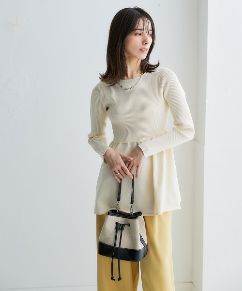 nissen(ニッセン)の「ふっくらかるいフォルムニットペプラムトップス(ハンガー干し可能)<大きいサイズ有>(ニット/セーター・レディース・グレイッシュブルー/ブラック/ベージュ系/モカ・S/M/L/LL/3L)」の14枚目の写真