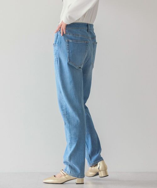 AMERICAN HOLIC（アメリカンホリック）の「テーパードデニム（デニムパンツ・レディース・ブルー系その他/ライトインディゴブルー/ワンウォッシュ・XL/L/M/S）」の8枚目の写真