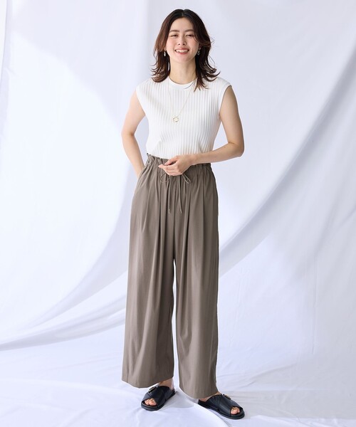 ANY(エニィ)の「【新色追加/ウエストゴム】清涼リラックスハイウエストパンツ(その他パンツ・レディース・ライトグレー系/ブラック系/黄土色系/グレー系・2/1/3)」の20枚目の写真