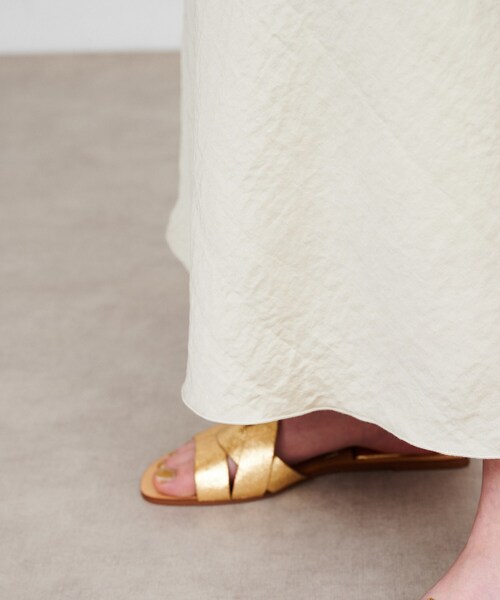 cloenc(クロエンス)の「【手洗い可】サテンフレアスカート(スカート・レディース・カーキ/ピンク/ライトベージュ/ホワイト系3・01/02/03)」の20枚目の写真