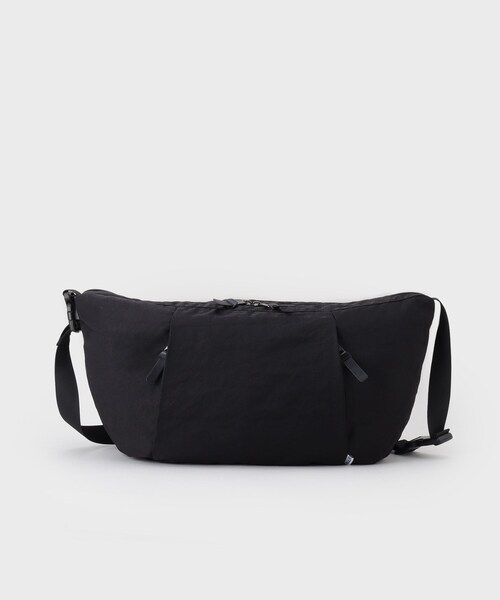 OUTDOOR PRODUCTS(アウトドアプロダクツ)の「【OUTDOOR PRODUCTS】別注 2WAYビッグショルダー(ショルダーバッグ・レディース・ブラック/ナチュラル・99)」の7枚目の写真