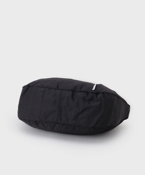 OUTDOOR PRODUCTS(アウトドアプロダクツ)の「【OUTDOOR PRODUCTS】別注 2WAYビッグショルダー(ショルダーバッグ・レディース・ブラック/ナチュラル・99)」の10枚目の写真