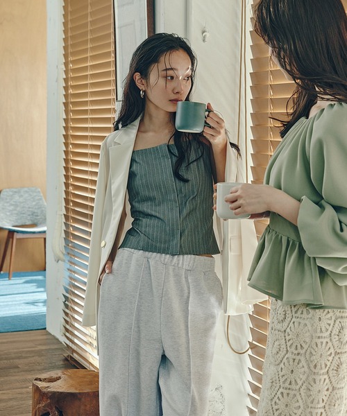 N.(N. Natural Beauty Basic)(エヌエヌナチュラルビューティーベーシック)の「マットウースダブルジャケット(テーラードジャケット・レディース・ブラウン/オフホワイト/ネイビー/グレー・SMALL/MEDIUM)」の2枚目の写真