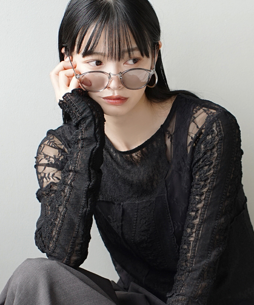 e-zakkamania stores（イーザッカマニアストアーズ）の「シアーレース パッチワークカットソー（Tシャツ/カットソー・レディース・アイボリー/ブラック・フリー）」の4枚目の写真