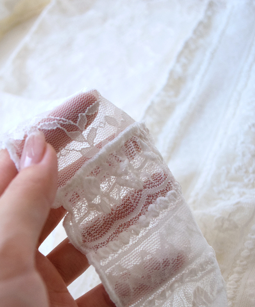 e-zakkamania stores（イーザッカマニアストアーズ）の「シアーレース パッチワークカットソー（Tシャツ/カットソー・レディース・アイボリー/ブラック・フリー）」の13枚目の写真