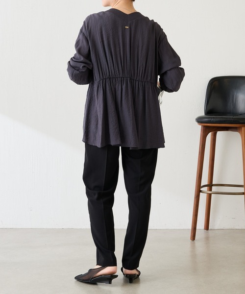 COLLAGE GALLARDAGALANTE（コラージュガリャルダガランテ）の「強撚シアーシャツカーディガン/新色追加/WEB限定カラー展開（シャツ/ブラウス・レディース・イエロー/ブラック/アイボリー/ミント/ネイビー/ブラウン・FREE）」の16枚目の写真