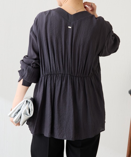 COLLAGE GALLARDAGALANTE（コラージュガリャルダガランテ）の「強撚シアーシャツカーディガン/新色追加/WEB限定カラー展開（シャツ/ブラウス・レディース・イエロー/ブラック/アイボリー/ミント/ネイビー/ブラウン・FREE）」の13枚目の写真