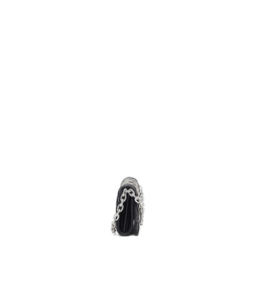 DIESEL(ディーゼル)の「ウィメンズ ウォレットバッグ CHARM-D WALLET STRAP(財布・レディース・ブラック・UNI)」の2枚目の写真