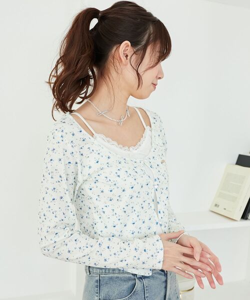 MAJESTIC LEGON（マジェスティックレゴン）の「キャミレイヤードライクカットトップス（Tシャツ/カットソー・レディース・ピンク/ホワイト系その他2/グレー/アイボリー/ブラック系その他/クリーム/ライトピンク・MEDIUM）」の17枚目の写真