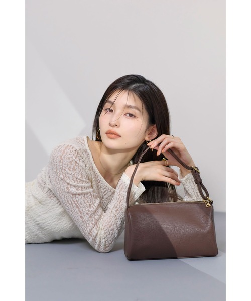 &. NOSTALGIA（アンドドットノスタルジア）の「スクエアボックスバッグ（ハンドバッグ・レディース・チャコールグレー/ダークブラウン/ピンク・FREE）」の2枚目の写真