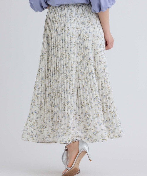 fifth（フィフス）の「【サイズ展開あり】フラワープリントプリーツスカート（スカート・レディース・ブラック/アイボリー・M/XS）」の16枚目の写真