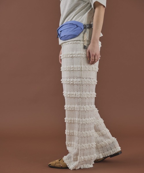 MIRROR STOKE（ミラーストーク）の「【ZOZO限定】LACE PANTS/レースパンツ（その他パンツ・レディース・ブラック/オフホワイト・MEDIUM）」の3枚目の写真