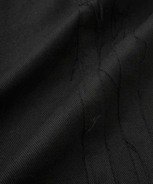 RUUBON（ルーボン）の「【RUUBON】cutoff fringe chino slacks / カットオフフリンジチノスラックス（チノパンツ・メンズ・ベージュ/ブラック・L/M/S）」の4枚目の写真