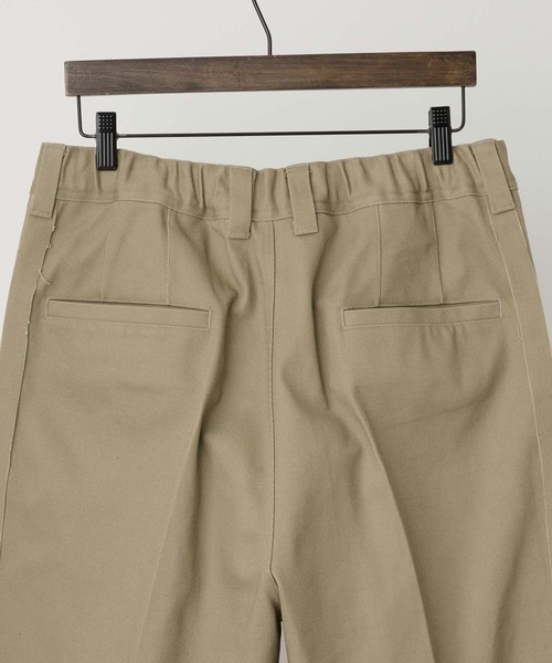 RUUBON（ルーボン）の「【RUUBON】cutoff fringe chino slacks / カットオフフリンジチノスラックス（チノパンツ・メンズ・ベージュ/ブラック・L/M/S）」の8枚目の写真