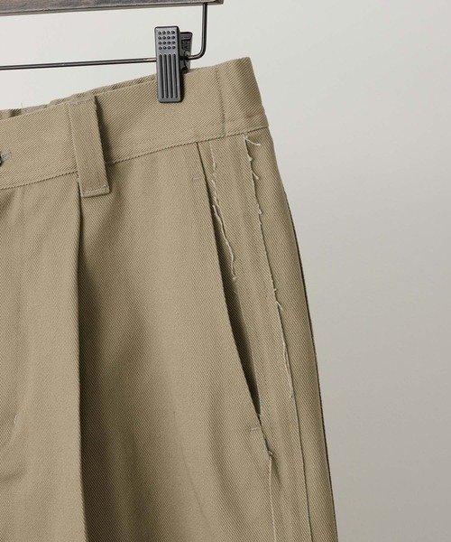 RUUBON（ルーボン）の「【RUUBON】cutoff fringe chino slacks / カットオフフリンジチノスラックス（チノパンツ・メンズ・ベージュ/ブラック・L/M/S）」の10枚目の写真