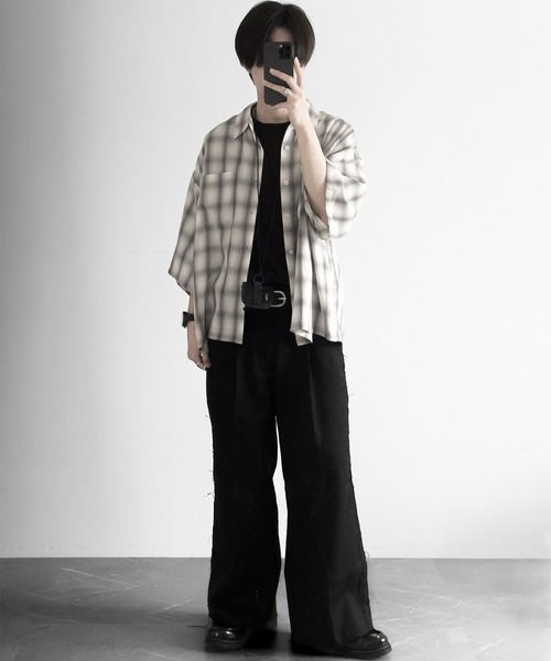 RUUBON（ルーボン）の「【RUUBON】cutoff fringe chino slacks / カットオフフリンジチノスラックス（チノパンツ・メンズ・ベージュ/ブラック・L/M/S）」の17枚目の写真