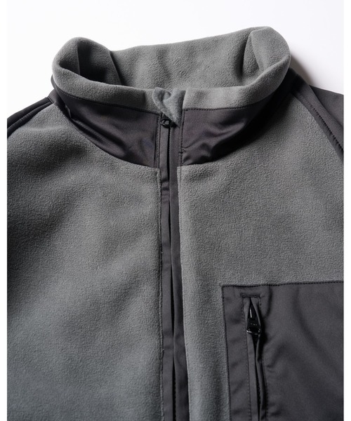 wjk（ダヴルジェイケイ）の「combination fleece jacket（ブルゾン・メンズ・ブラック/グレー・SMALL/MEDIUM/LARGE/X-LARGE）」の9枚目の写真