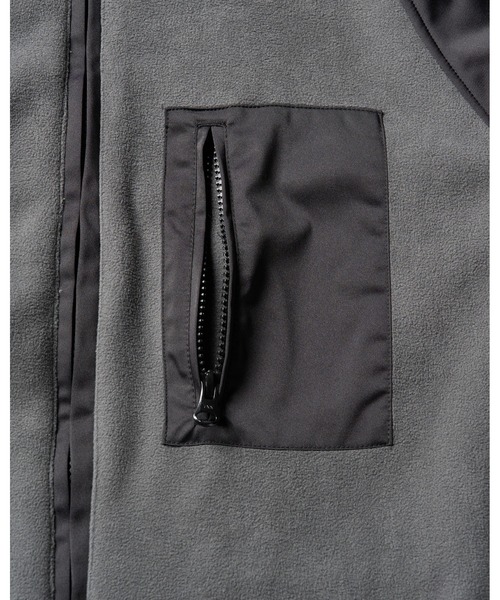 wjk（ダヴルジェイケイ）の「combination fleece jacket（ブルゾン・メンズ・ブラック/グレー・SMALL/MEDIUM/LARGE/X-LARGE）」の10枚目の写真