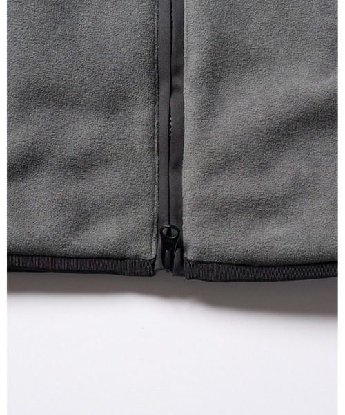 wjk（ダヴルジェイケイ）の「combination fleece jacket（ブルゾン・メンズ・ブラック/グレー・SMALL/MEDIUM/LARGE/X-LARGE）」の13枚目の写真