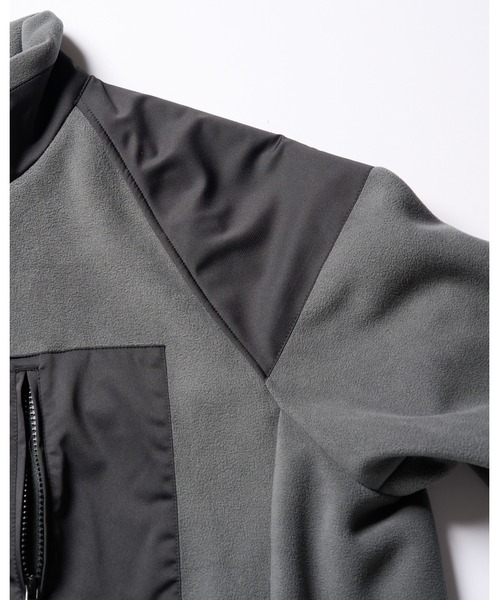 wjk（ダヴルジェイケイ）の「combination fleece jacket（ブルゾン・メンズ・ブラック/グレー・SMALL/MEDIUM/LARGE/X-LARGE）」の4枚目の写真