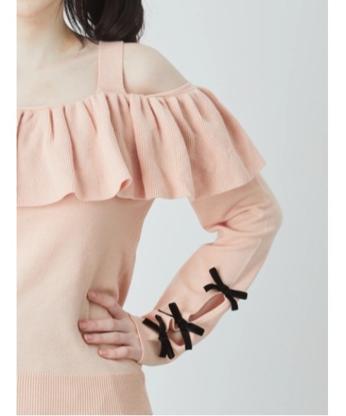 Ank Rouge(アンクルージュ)の「オフショルフリルニットTOPS(ニット/セーター・レディース・アイボリー/ピンク・M)」の8枚目の写真