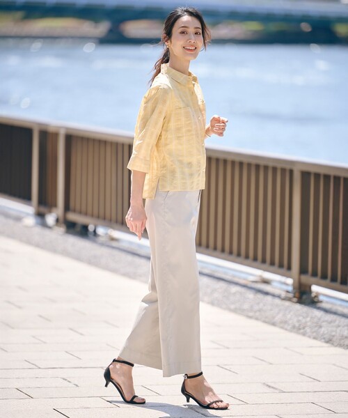 J.PRESS(ジェイプレス)の「【洗える・接触冷感・撥水・UVカット】タスランチノ パンツ(チノパンツ・レディース・ベージュ系/黄土色系・T17/T15/T13)」の5枚目の写真