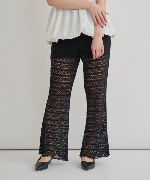 Ambre Neige(アンブルネージュ)の「lace flare pants / レースフレアパンツ(その他パンツ・レディース・ブラック/オフホワイト・FREE)」の3枚目の写真