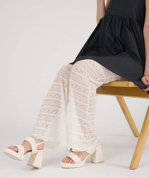 Ambre Neige(アンブルネージュ)の「lace flare pants / レースフレアパンツ(その他パンツ・レディース・ブラック/オフホワイト・FREE)」の13枚目の写真