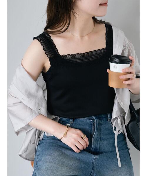 ehka sopo（エヘカソポ）の「前後2WAYレース付きタンクトップ（タンクトップ・レディース・サックスブルー/ライトベージュ/ブラック/オフホワイト・F）」の2枚目の写真