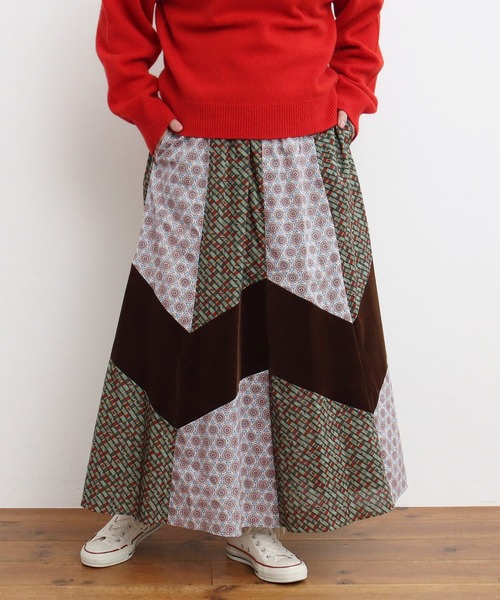 ♥70sVintage✽70sパッチワーク刺繍スカート♥ ♥70sVintage✽70sパッチワーク刺繍スカート♥