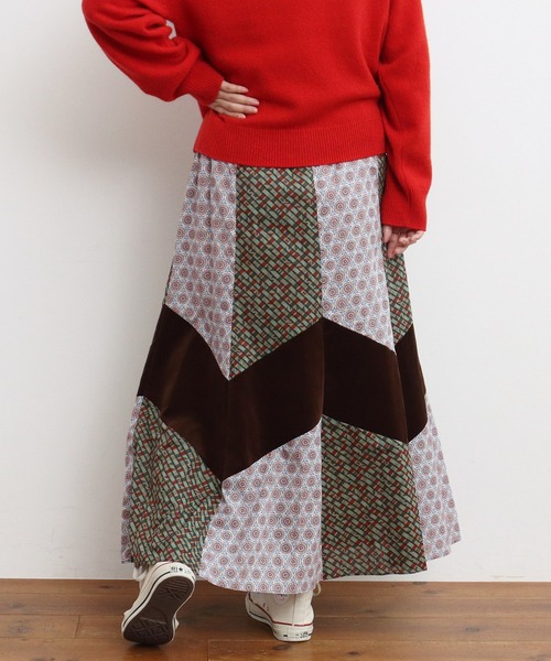 Dot＆Stripes CHILD WOMAN（ドットアンドストライプス　チャイルドウーマン）の「☆リバティ/LIBERTY パッチワーク＆別珍 フレアスカート（スカート・レディース・ピンク/ブルー・FREE）」の18枚目の写真