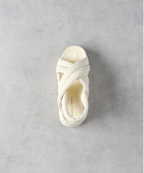 Right-on（ライトオン）の「クロスベルト厚底サンダル（サンダル・レディース・ホワイト/ブラック・M/L）」の5枚目の写真