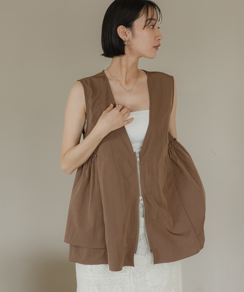 今期 ナイロンギャザーベスト LOWRYS FARM ローリーズファーム 新品 LOWRYS FARM｜ナイロンギャザーベスト | Rakuten Fashion(楽天