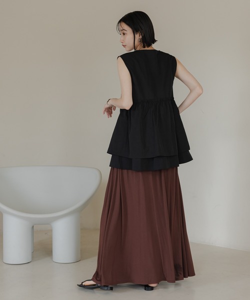 LOWRYS FARM（ローリーズファーム）の「ナイロンギャザーベスト　495542（ベスト・レディース・ベージュ/ブラック/カーキ・FREE）」の10枚目の写真