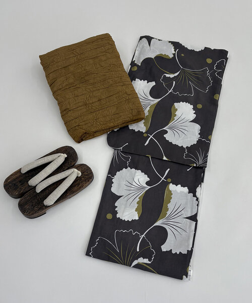 セール】ゆかた3点SET〈ゆかた/兵児帯/下駄〉（浴衣