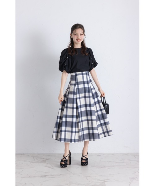 tocco closet(トッコ クローゼット)の「ウエストダーツチェック柄フレアスカート(スカート・レディース・ブラック/ピンク/バーガンディー・M)」の4枚目の写真