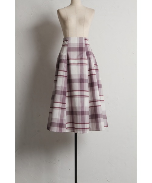 tocco closet(トッコ クローゼット)の「ウエストダーツチェック柄フレアスカート(スカート・レディース・ブラック/ピンク/バーガンディー・M)」の14枚目の写真