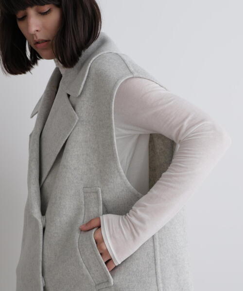 LE PHIL サマーウール ジレ LE PHIL》ルフィル サマーウールジレ アドーア エブール - メルカリ