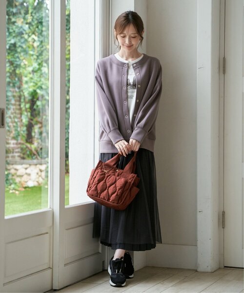 ikka（イッカ）の「【雑誌InRed11月号掲載】サテンスエードコンビスニーカー（スニーカー・レディース・ブラック/オートミール・L/M）」の22枚目の写真