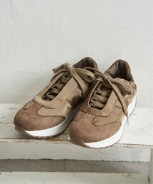 ikka（イッカ）の「【雑誌InRed11月号掲載】サテンスエードコンビスニーカー（スニーカー）」