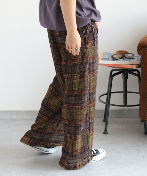 cepo(セポ)の「〈セットアップ可能〉涼感/イージーケア シアープリーツチェックパンツ(その他パンツ・レディース・ブラウン系/ネイビー系・M)」の20枚目の写真